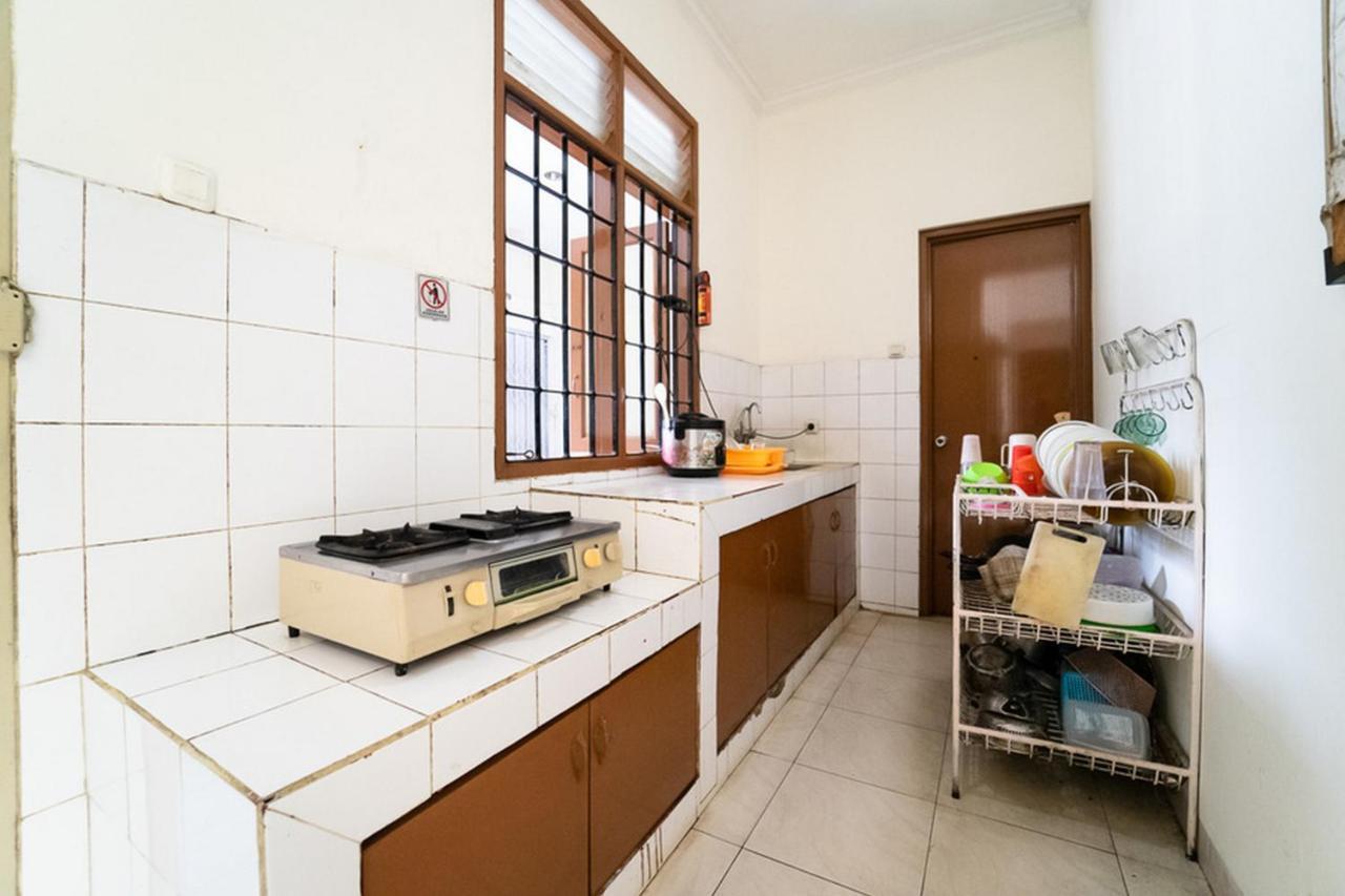 Koolkost Near Padjadjaran University - Minimum Stay 6 Nights Бандунг Екстер'єр фото